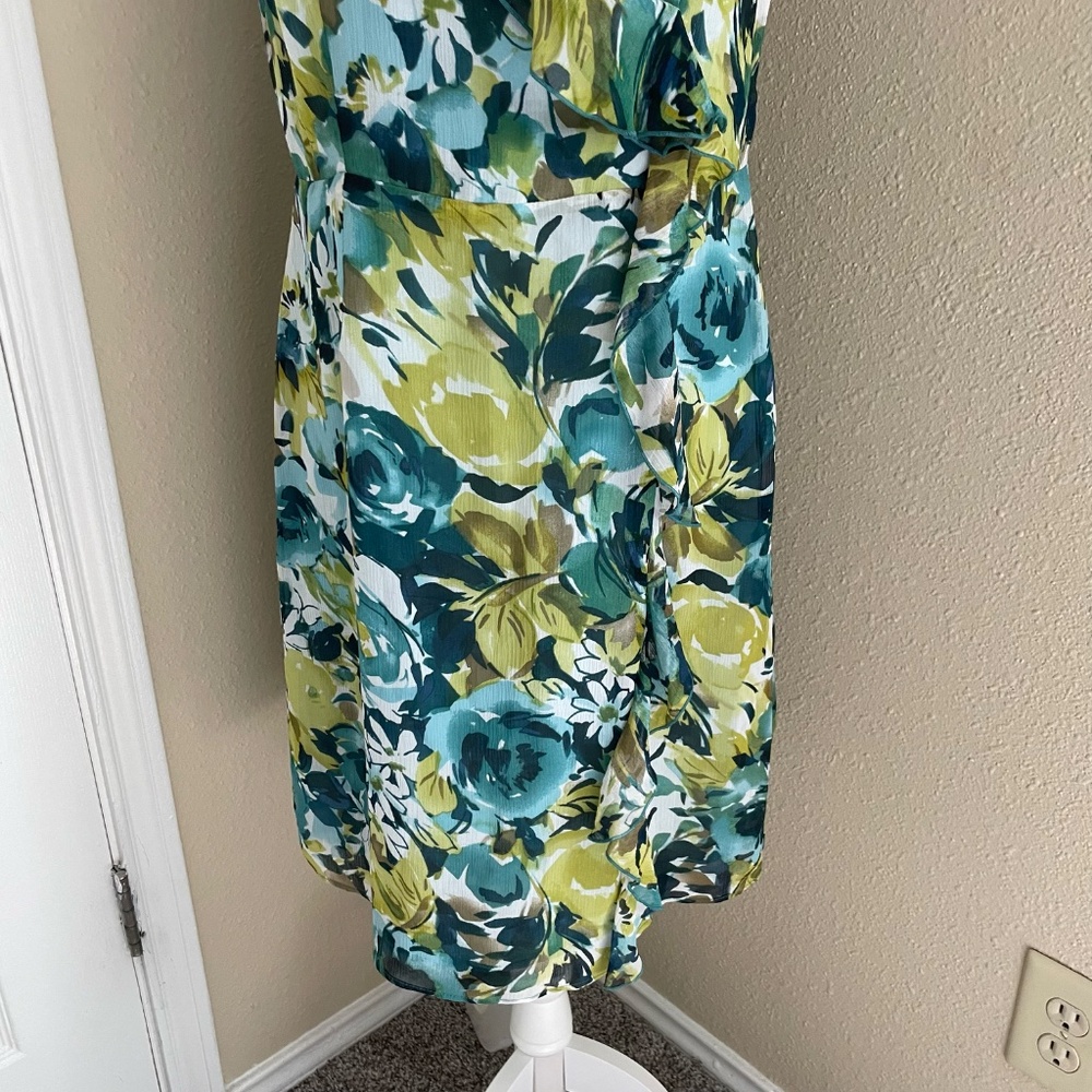Pendleton Sleeveless Green Blue Floral Silk Ruffle Dress Size 8 Petite - Picture 3 of 14